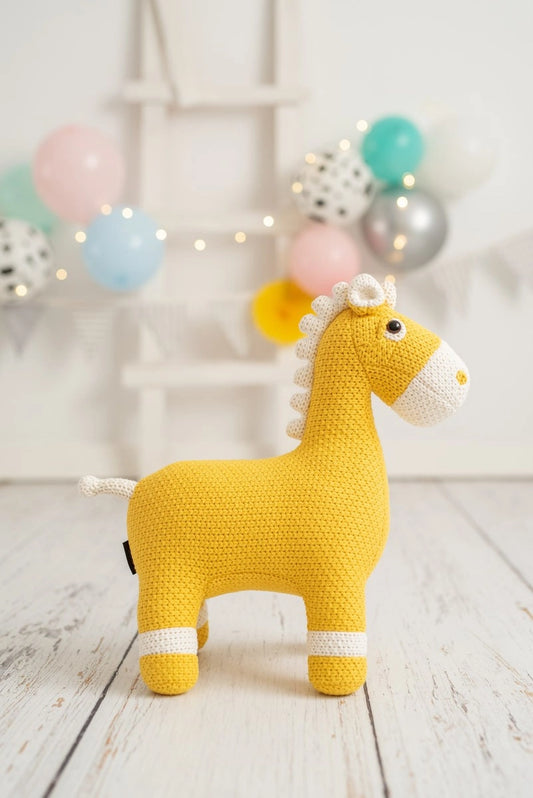 Crochetts Plüsch-Pferd in gelb | 100% Baumwolle